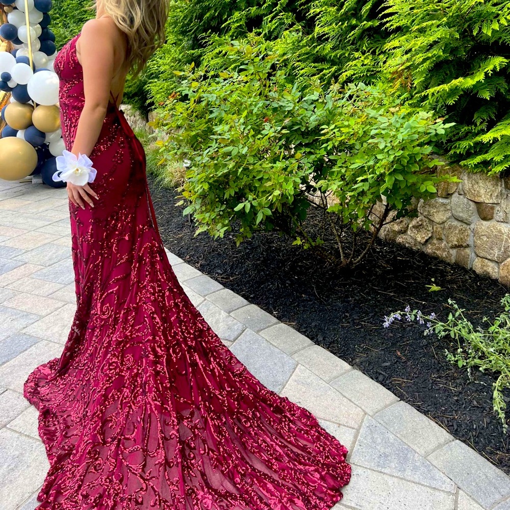 Maroon Alamour The Label sequin dress